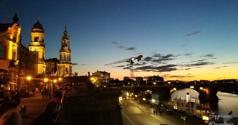 Drezno nocą