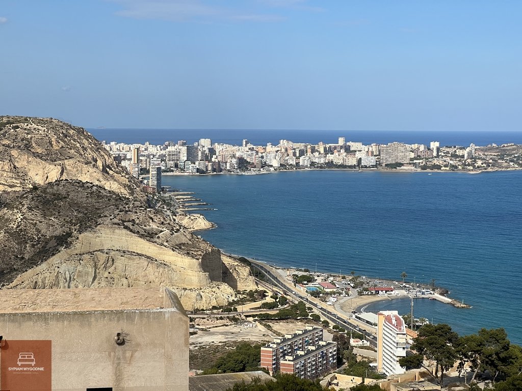 Panorama z zamku de Sante Barbara w Alicante