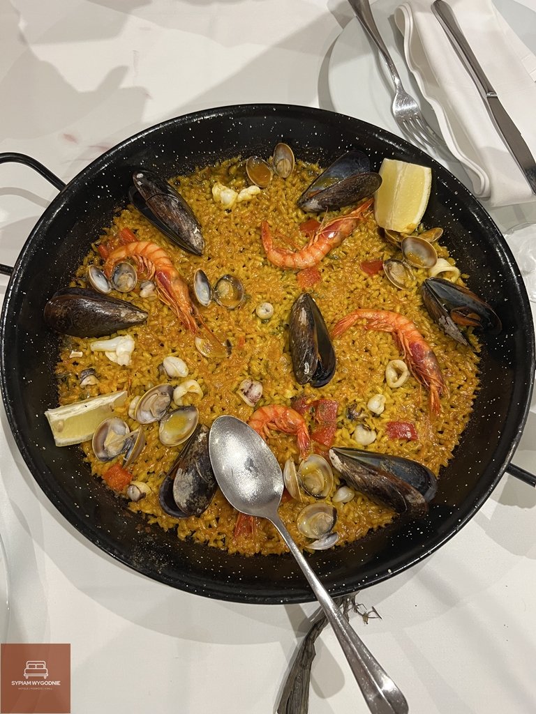 Paella serwowana w restauracji El Gosto del Gourmet - Alicante