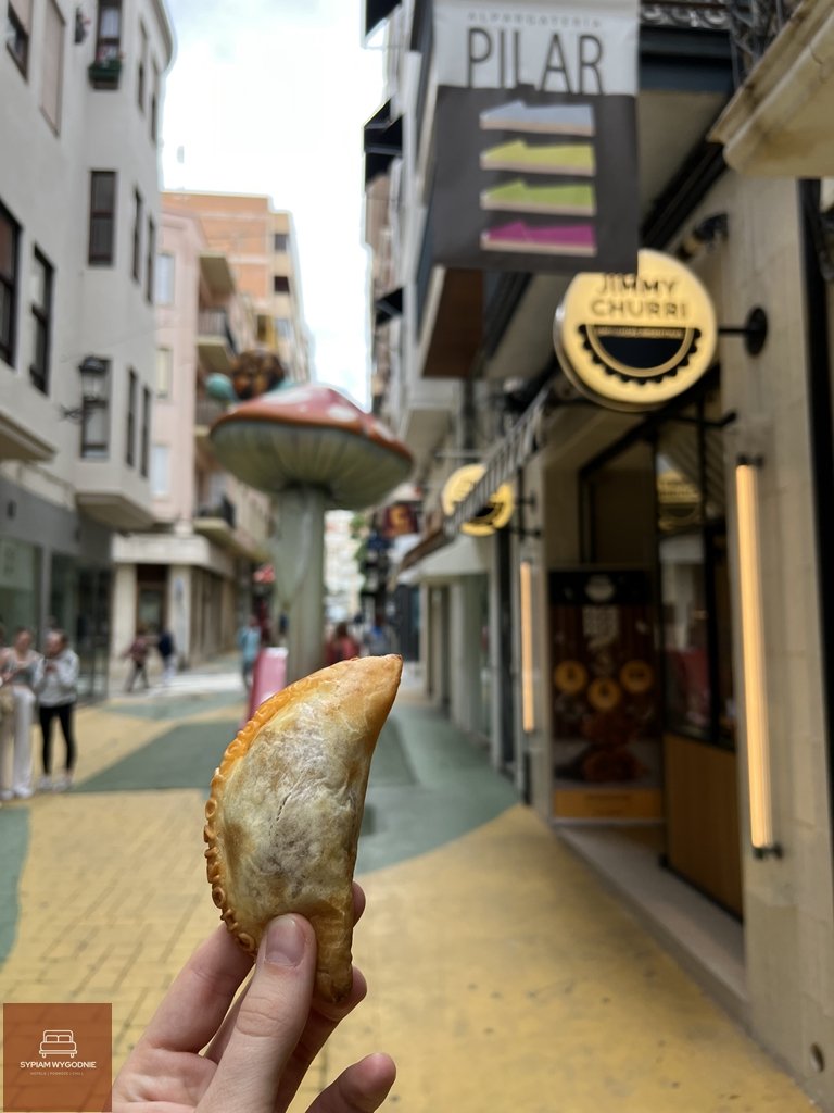 empanadas w lokalu Jimmi Churri w Alicante