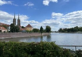 GDZIE SPAĆ WE WROCŁAWIU – LISTA 9 HOTELI